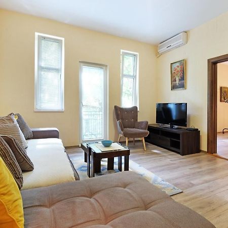 Apartment Paradise Sunny Home เบลเกรด ภายนอก รูปภาพ