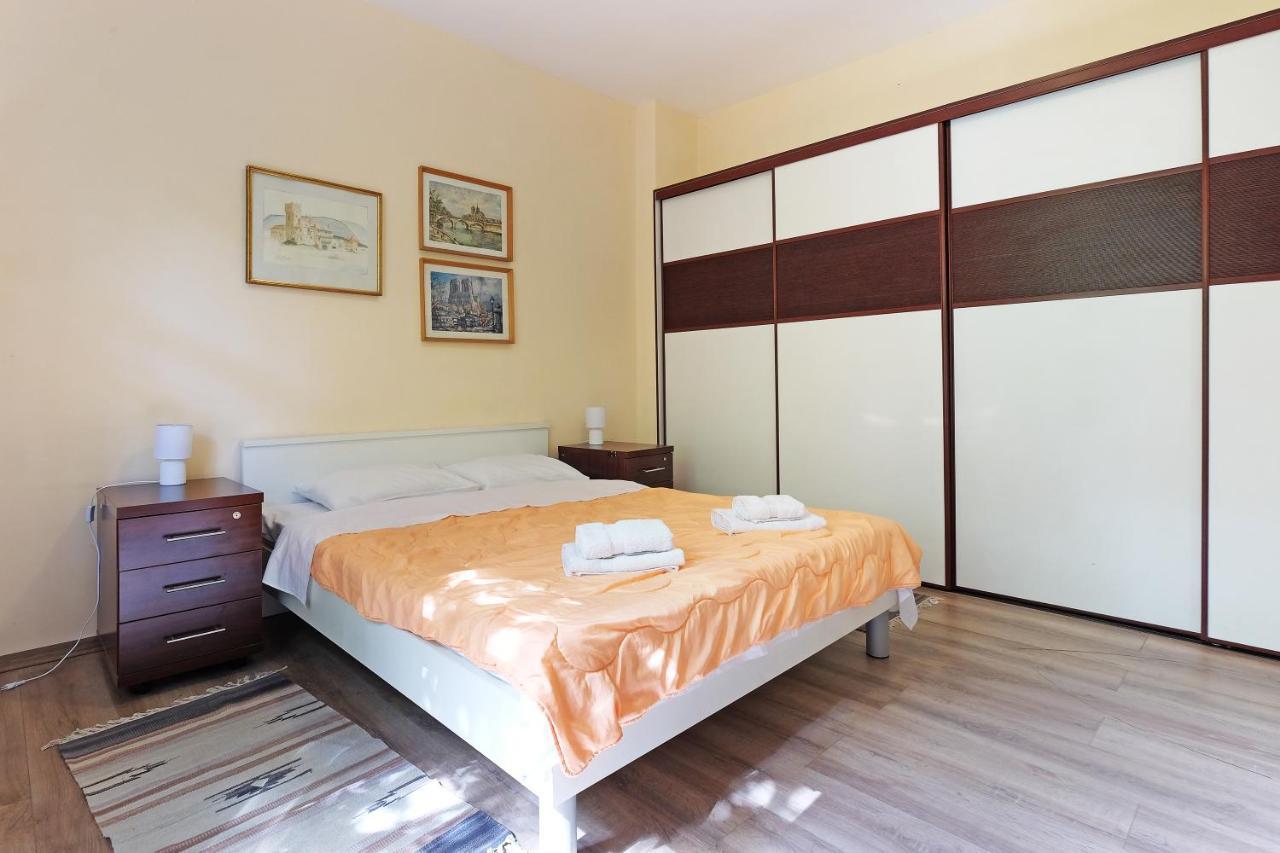 Apartment Paradise Sunny Home เบลเกรด ภายนอก รูปภาพ
