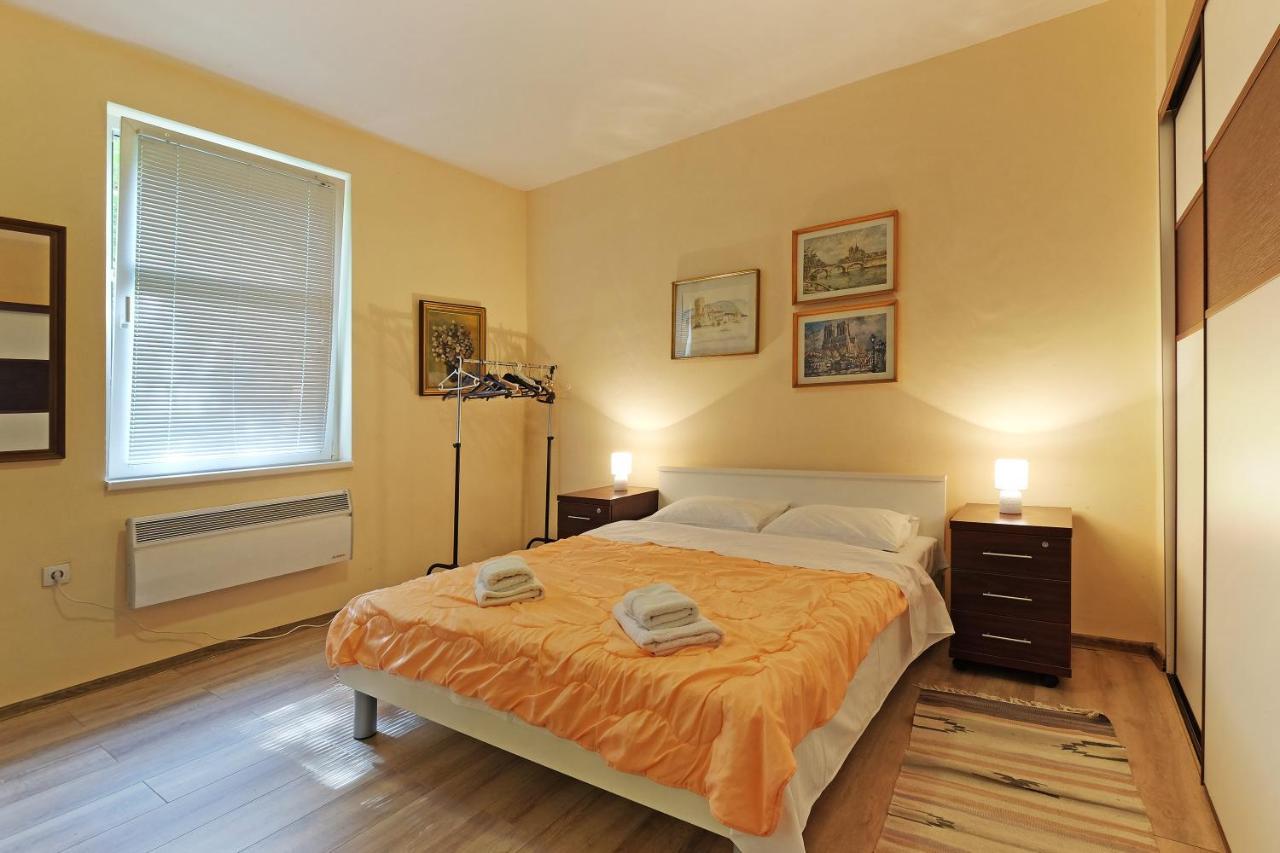 Apartment Paradise Sunny Home เบลเกรด ภายนอก รูปภาพ
